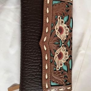 Ariat women’s leather wallet